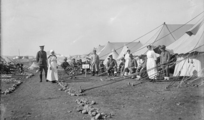 https://www.annedonnell.com.au/wp-content/uploads/2022/10/tent-hospital-Lemnos-700x411.jpg